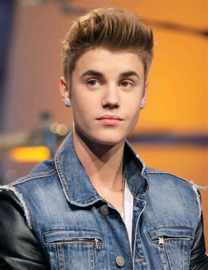 Justin Bieber - Celebrity